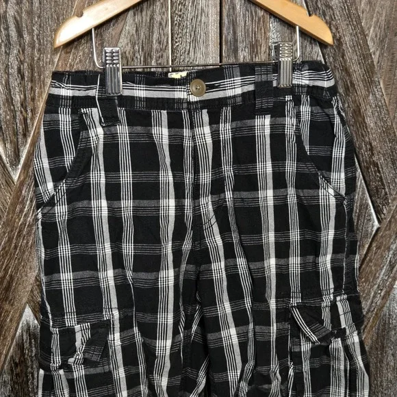 Baileys Pt. Plaid Cargo Shorts Boys Size 10 Black - Picture 3 of 10